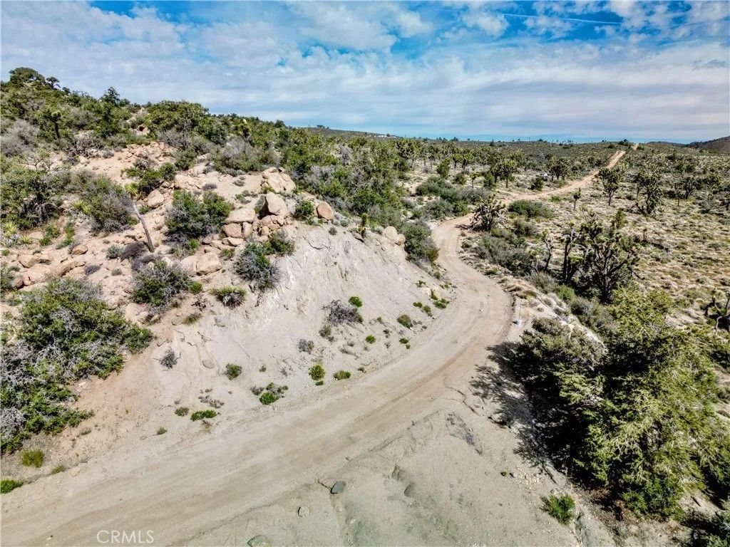 Photo of 0 Vista, Lucerne Valley, CA 92356 (MLS # JT26062343)