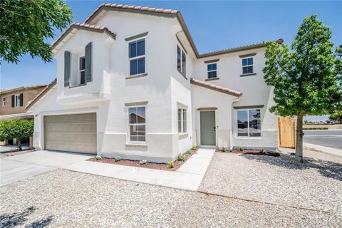 Photo of 14577 Crossing Trail, Victorville, CA 92394 (MLS # HD26156484)