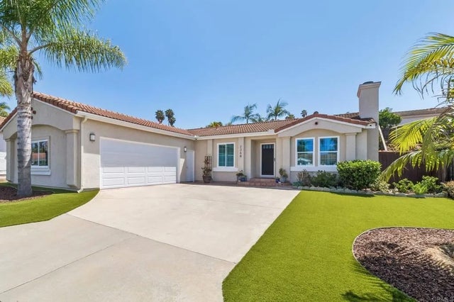 2268 Dante Ter, Vista