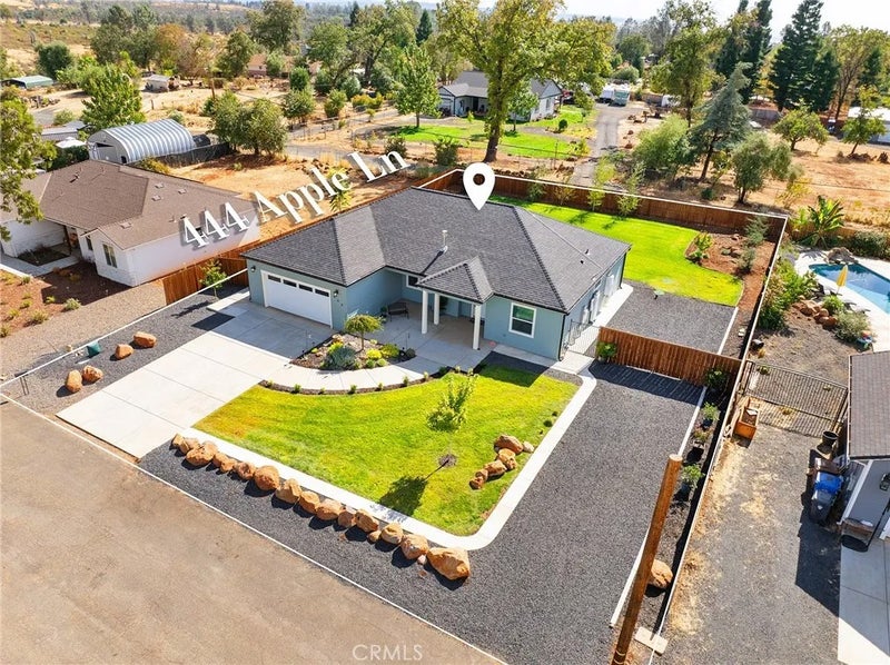 444 Apple Lane