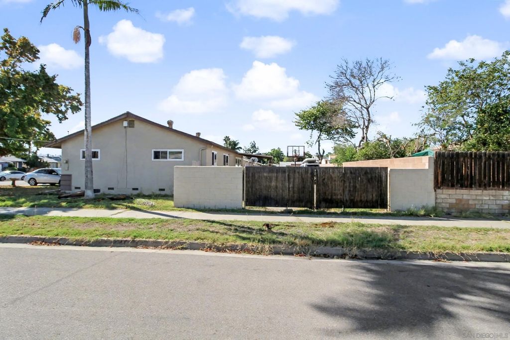 Photo of 8766 Kelso St, Spring Valley, CA 91977 (MLS # 250044259)
