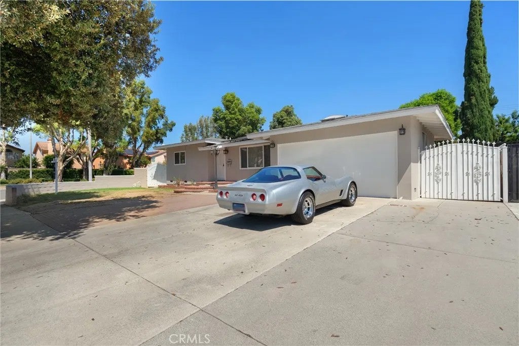 1335 Rexwood