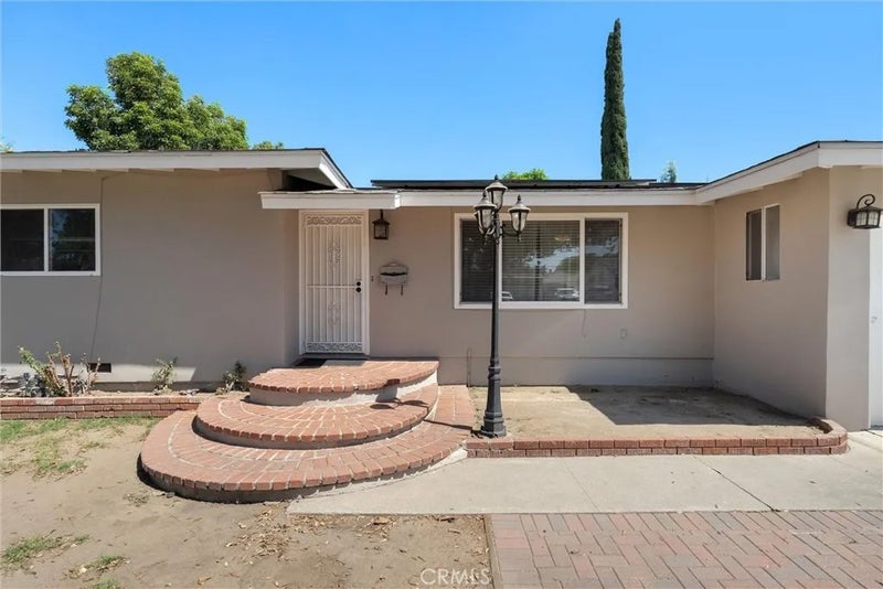 1335 Rexwood