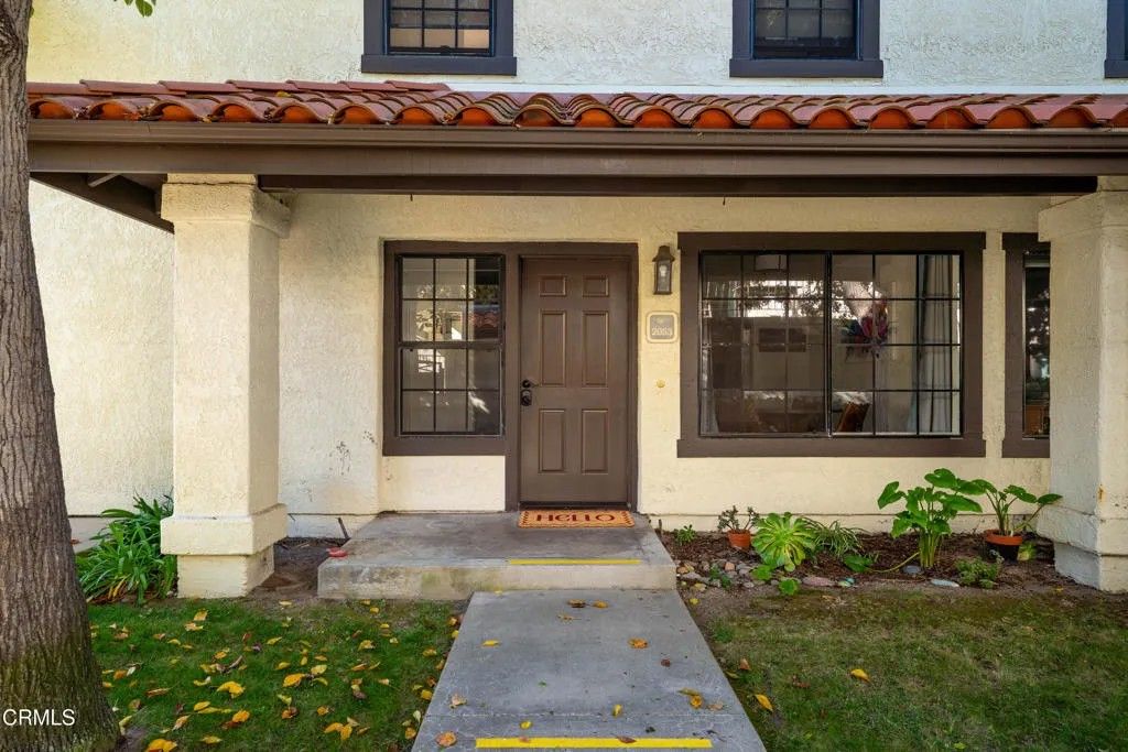 Photo of 2053 Majorca Drive, Oxnard, CA 93035 (MLS # V1-33828)