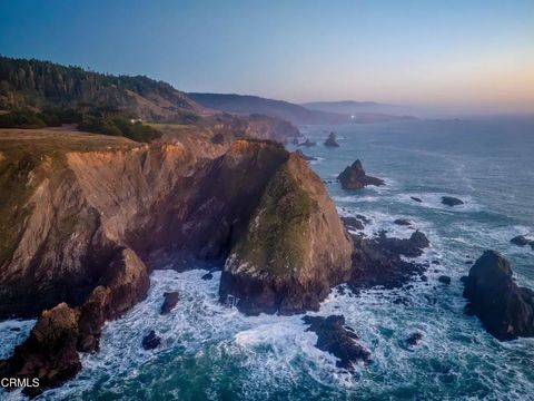 1990 S Highway 1 Elk CA 95432