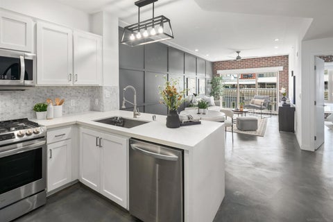 Tiny photo for 450 J #5151, San Diego, CA 92101 (MLS # 260023595)