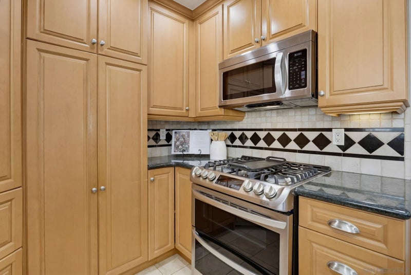 1951 Diamond St.