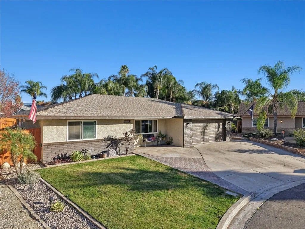 Photo of 26408 Naomi Drive, Hemet, CA 92544 (MLS # CV25276383)