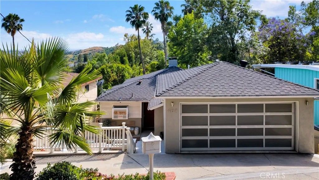 Photo of 407 Alta Vista, South Pasadena, CA 91030 (MLS # SR26095237)