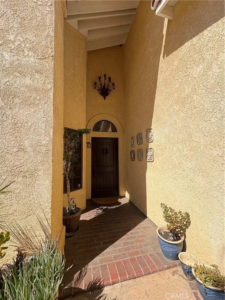 17905 Luna Court