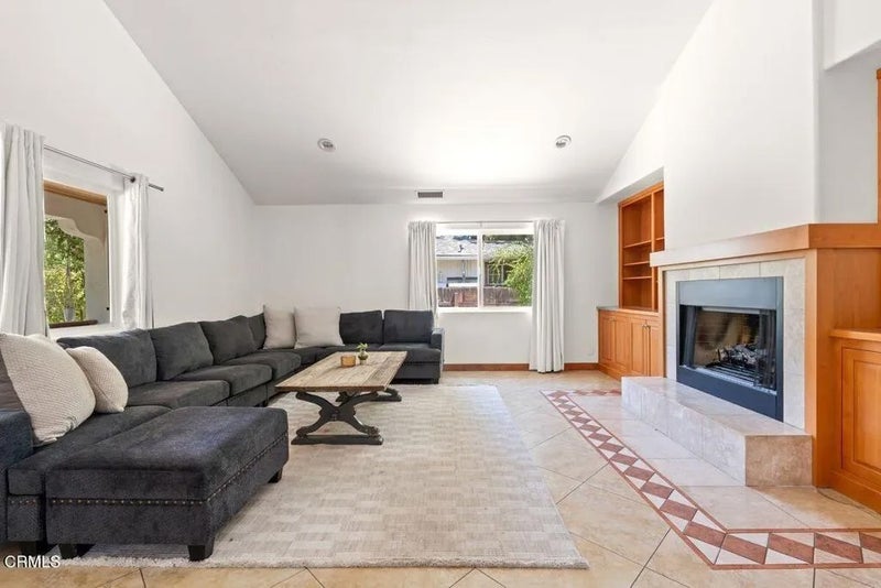 511 E Aliso Street