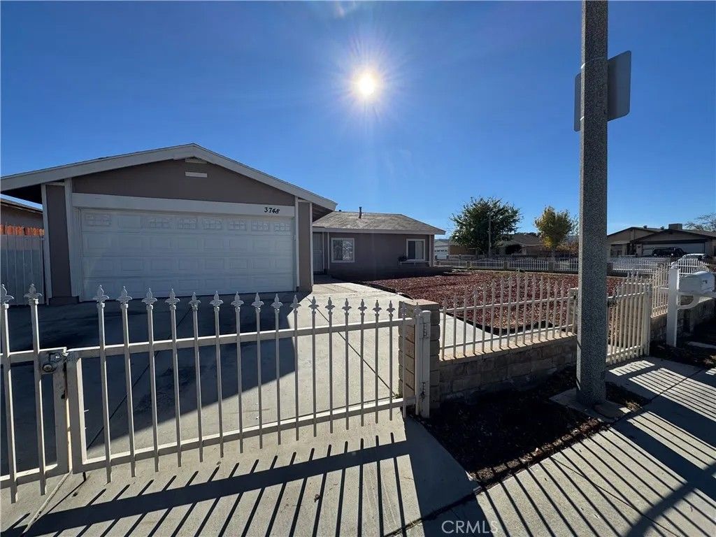 Photo of 3748 W. Avenue K-11, Lancaster, CA 93536 (MLS # SR25267409)