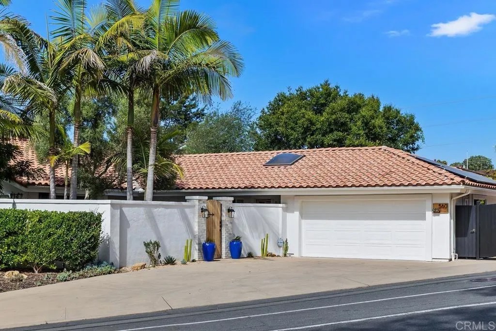 560 San Andres Dr.