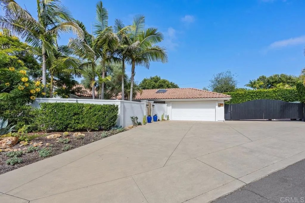 560 San Andres Dr.
