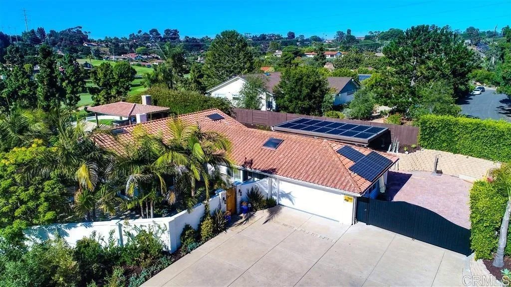 560 San Andres Dr.