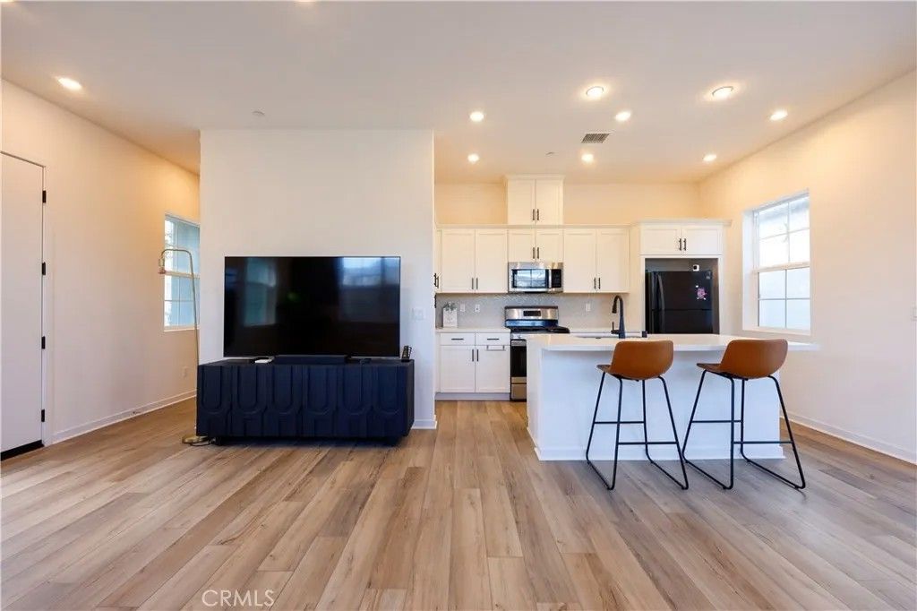 Photo of 4437 S Fairmount Paseo, Ontario, CA 91762 (MLS # WS26062315)