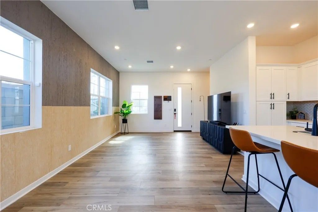 Photo of 4437 S Fairmount Paseo, Ontario, CA 91762 (MLS # WS26062315)