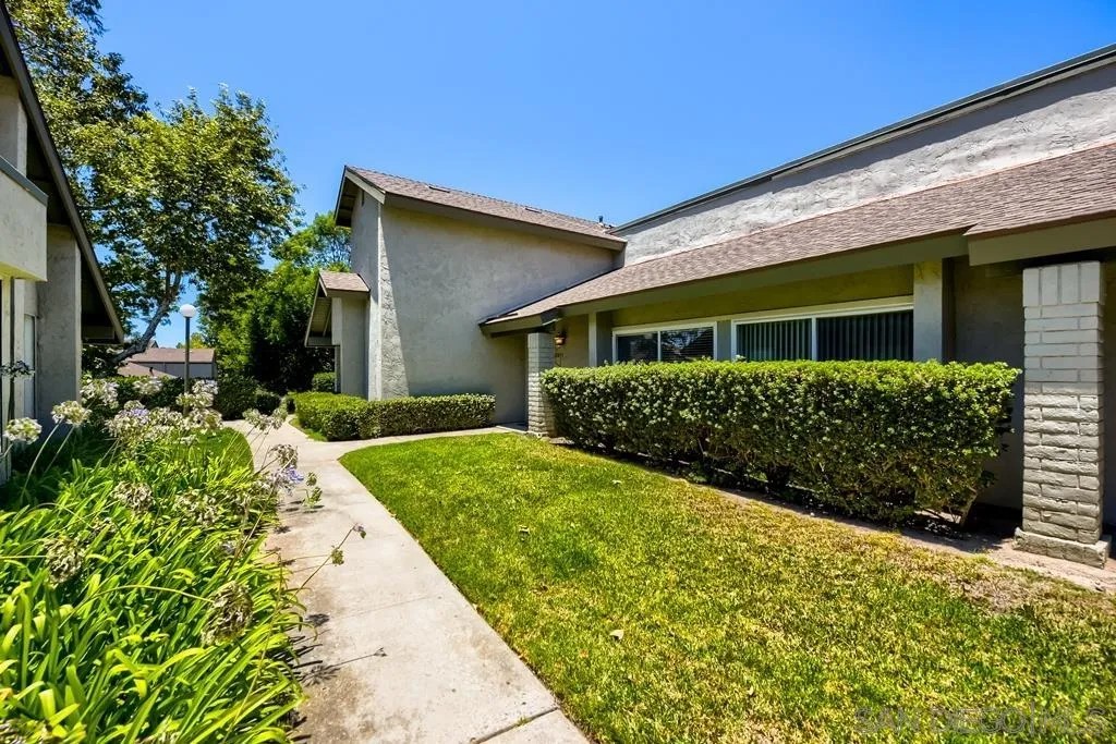 10839 Caravelle Place