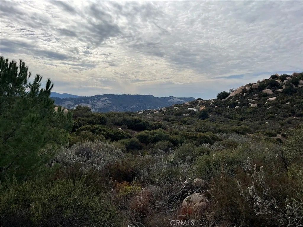 Photo of 0 Calle Paramo, Murrieta, CA 92562 (MLS # SW25237235)