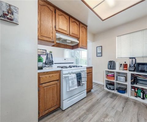 Tiny photo for 10921 Walnut ST, Los Alamitos, CA 90720 (MLS # OC26097675)