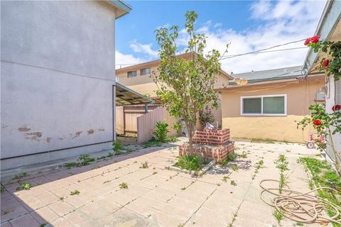 Tiny photo for 10921 Walnut ST, Los Alamitos, CA 90720 (MLS # OC26097675)