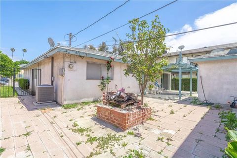 Tiny photo for 10921 Walnut ST, Los Alamitos, CA 90720 (MLS # OC26097675)