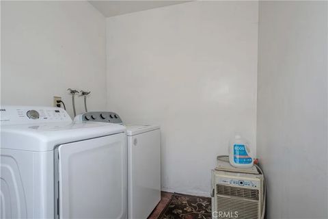 Tiny photo for 10921 Walnut ST, Los Alamitos, CA 90720 (MLS # OC26097675)