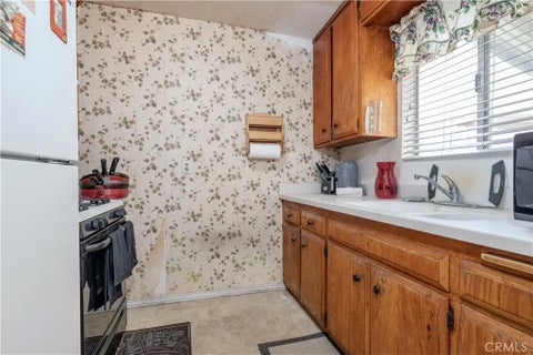 Tiny photo for 10921 Walnut ST, Los Alamitos, CA 90720 (MLS # OC26097675)