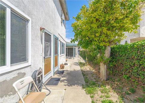 Tiny photo for 10921 Walnut ST, Los Alamitos, CA 90720 (MLS # OC26097675)