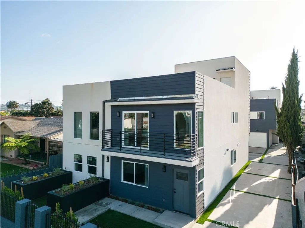 Photo of 2935 West Boulevard, Los Angeles, CA 90016 (MLS # MB26006184)