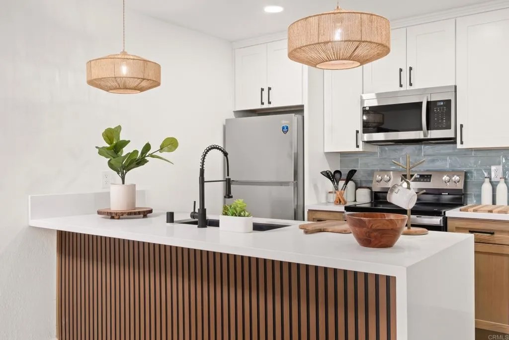 8024 Linda Vista Road 1D