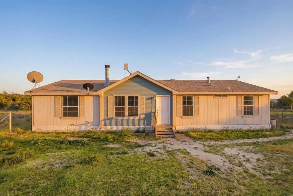 Photo of 909 Tierra De Luna, Boulevard, CA 91905 (MLS # PTP2602002)