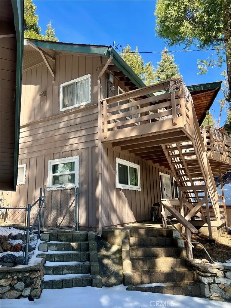 855 Bergschrund Drive