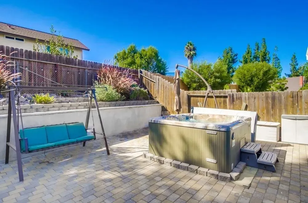 San Diego, California 92129, United States, 5 Bedrooms Bedrooms, ,2 BathroomsBathrooms,Residential,Active,219017