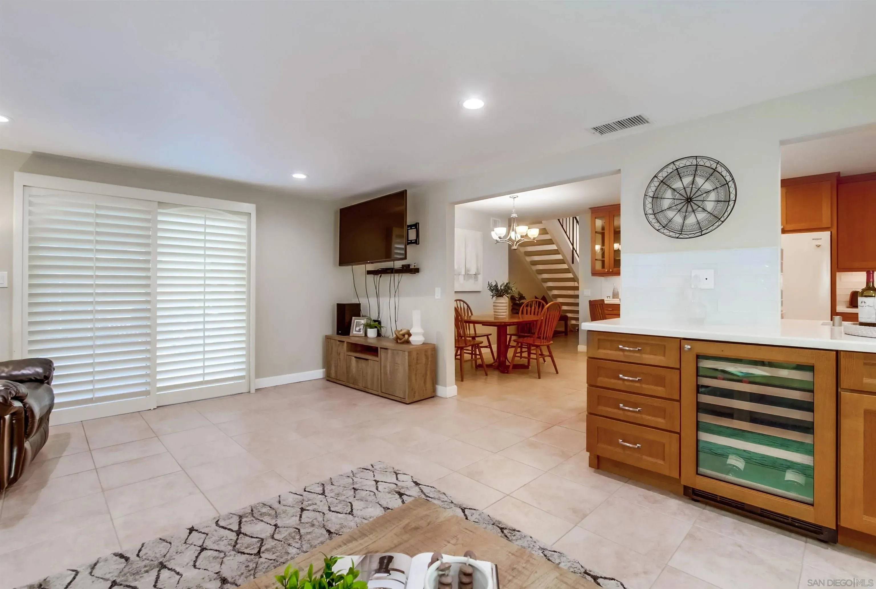 San Diego, California 92129, United States, 5 Bedrooms Bedrooms, ,2 BathroomsBathrooms,Residential,Active,219017