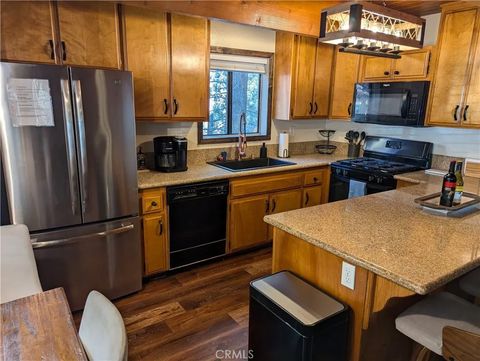 Tiny photo for 637 Sugarloaf Boulevard, Big Bear, CA 92314 (MLS # BB25274136)