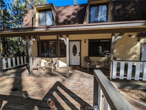 Tiny photo for 637 Sugarloaf Boulevard, Big Bear, CA 92314 (MLS # BB25274136)