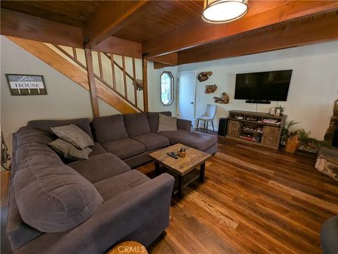 Tiny photo for 637 Sugarloaf Boulevard, Big Bear, CA 92314 (MLS # BB25274136)