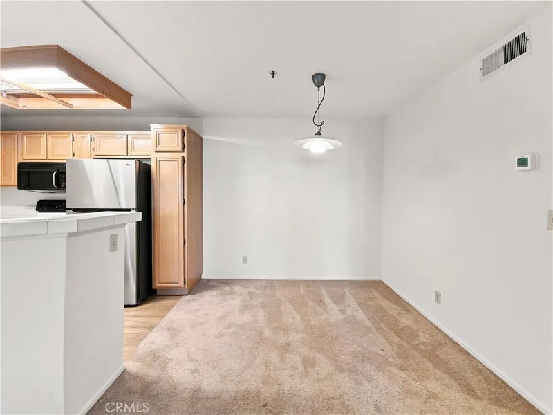5728 Oak Bend Lane 202