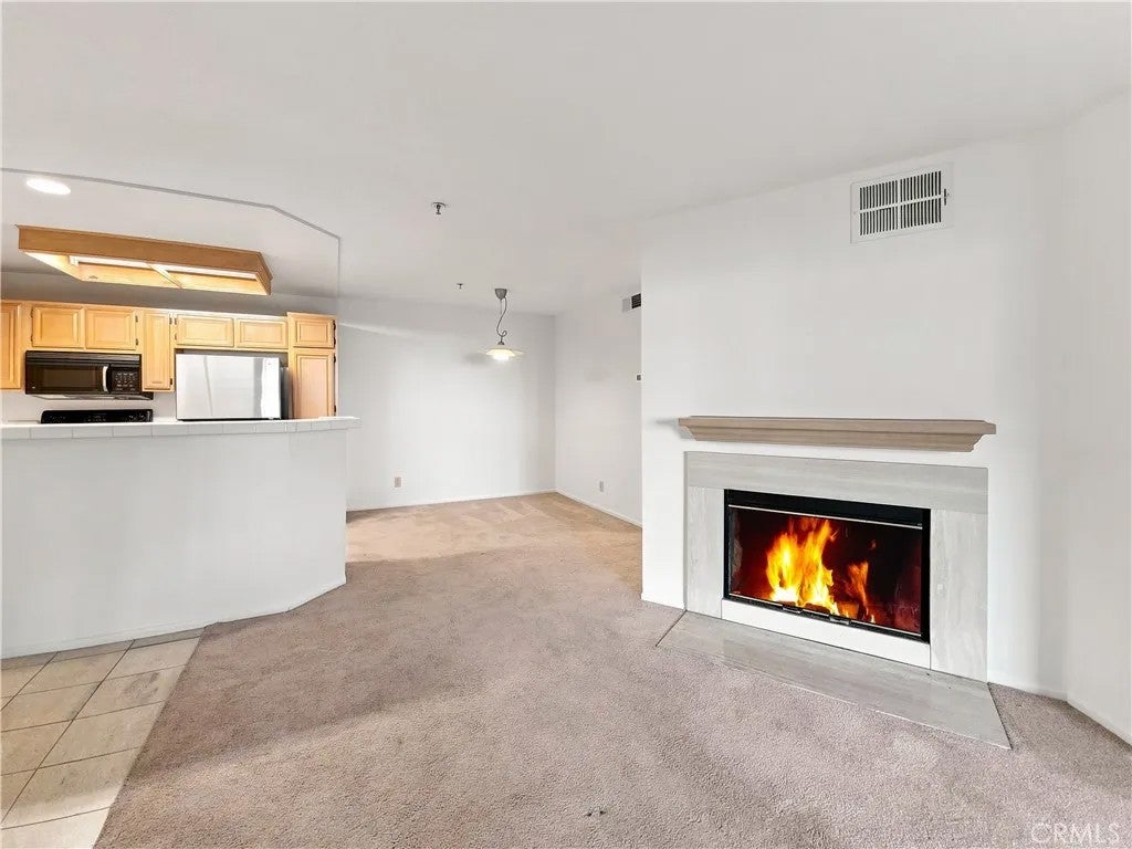 5728 Oak Bend Lane 202