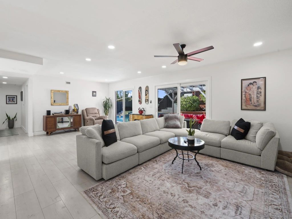 Photo of 10252 Santana Street, Santee, CA 92071 (MLS # 260003213)