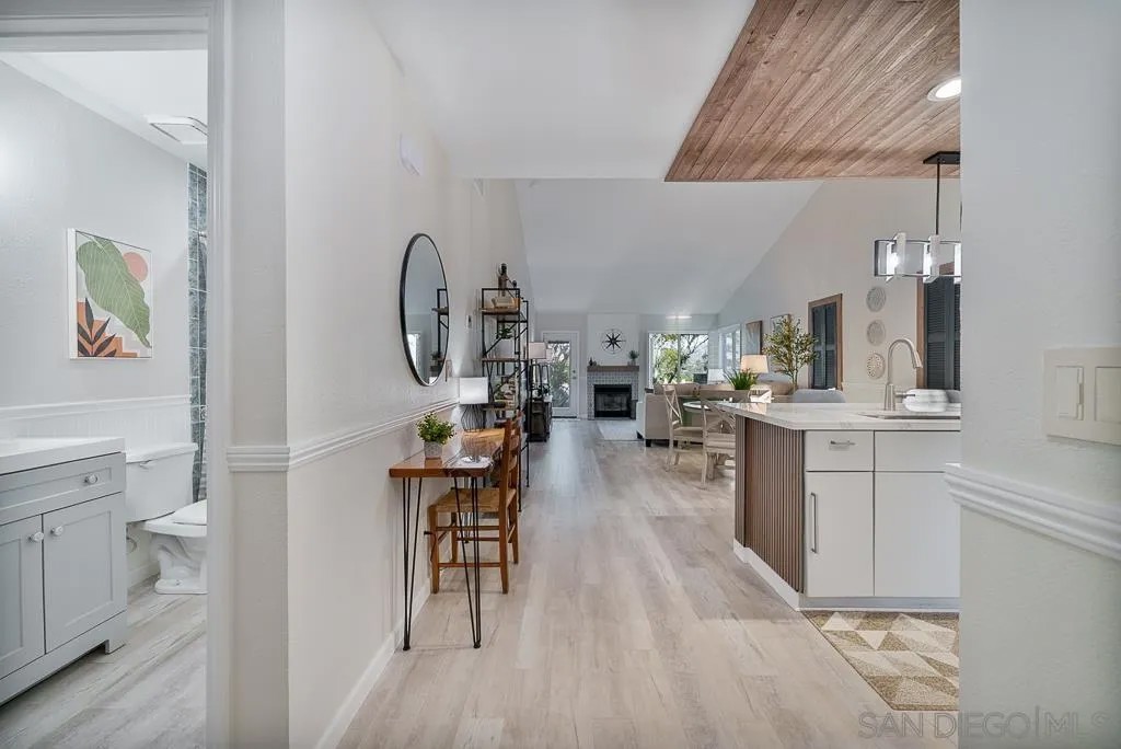 12242 Paseo Lucido D