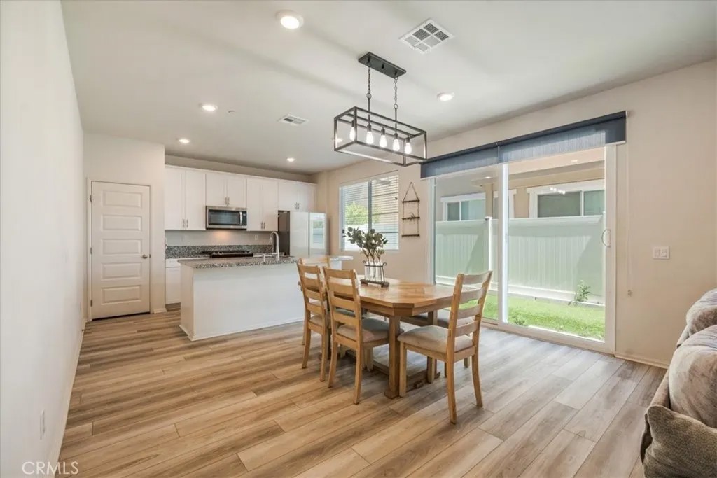 28175 Ashtree