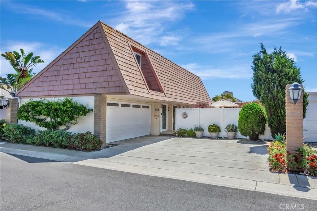 Photo of 23656 Tampico, Dana Point, CA 92629 (MLS # OC26068158)