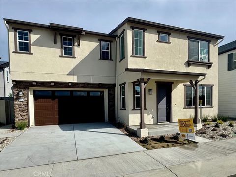 Photo of 4862 Arroyo Run, Moorpark, CA 93021 (MLS # IV25278775)