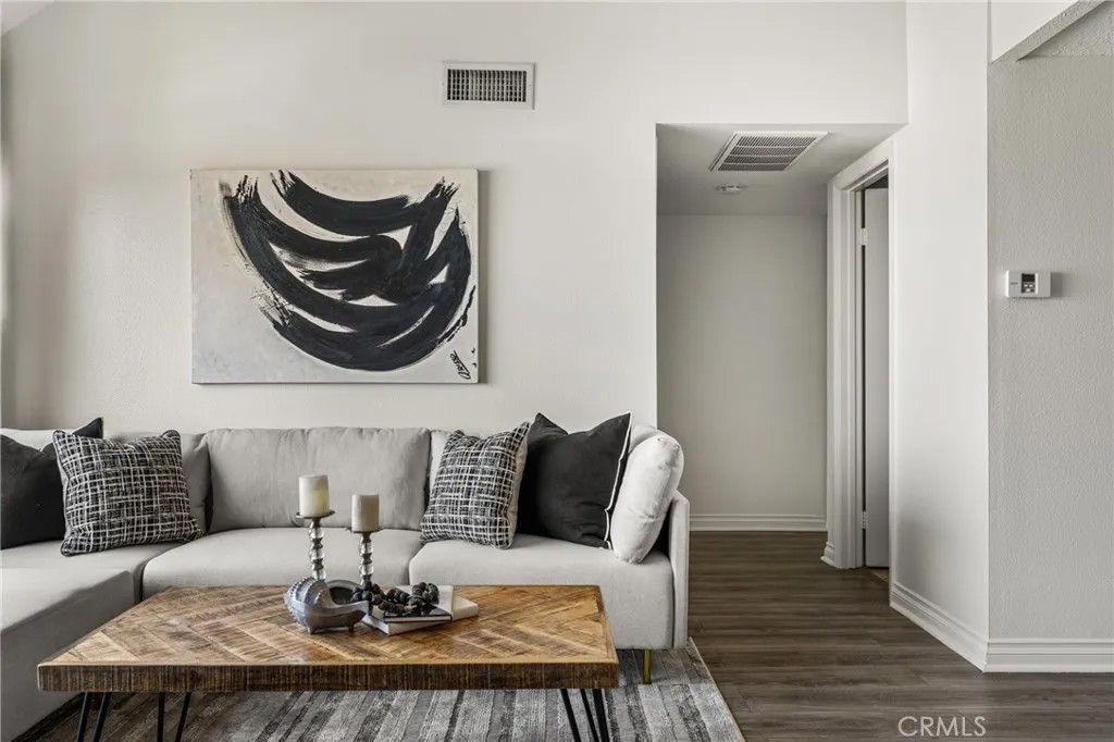 25712 Le Parc 56