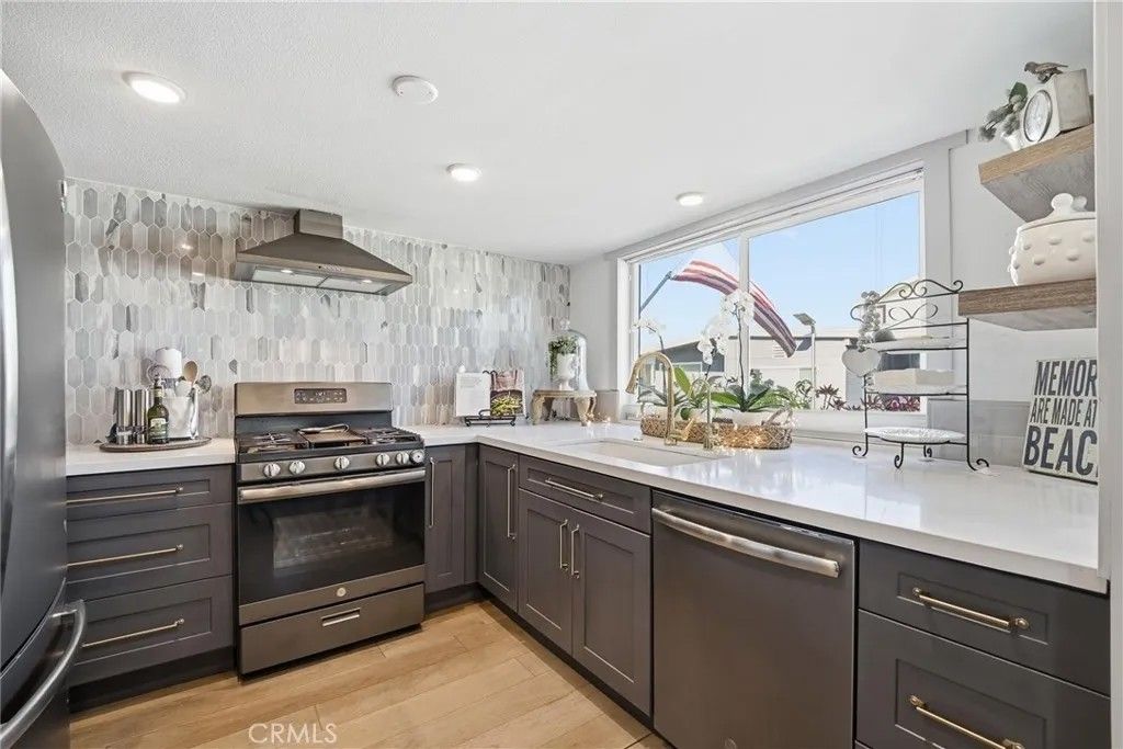 Photo of 123 Yorktown, Newport Beach, CA 92660 (MLS # NP26019048)