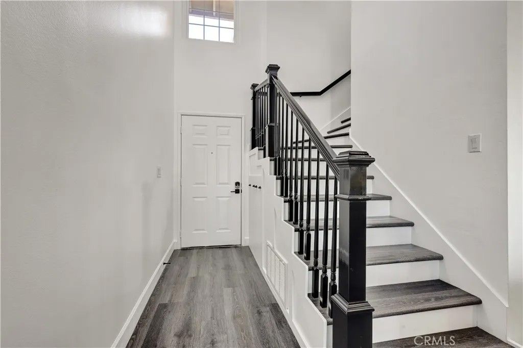 Photo of 28102 Bobwhite Cir #3, Saugus, CA 91350 (MLS # SW26055851)