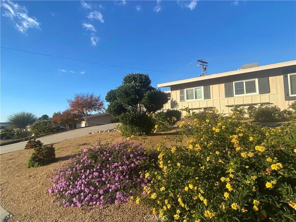 Photo of 26980 Augusta Dr, Menifee, CA 92586 (MLS # TR26007129)