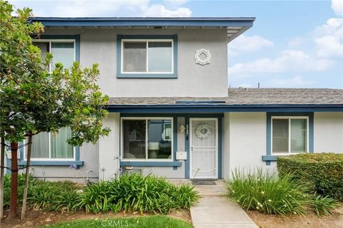 Photo of 4734 Rey Dr #117, Huntington Beach, CA 92649 (MLS # DW26088502)